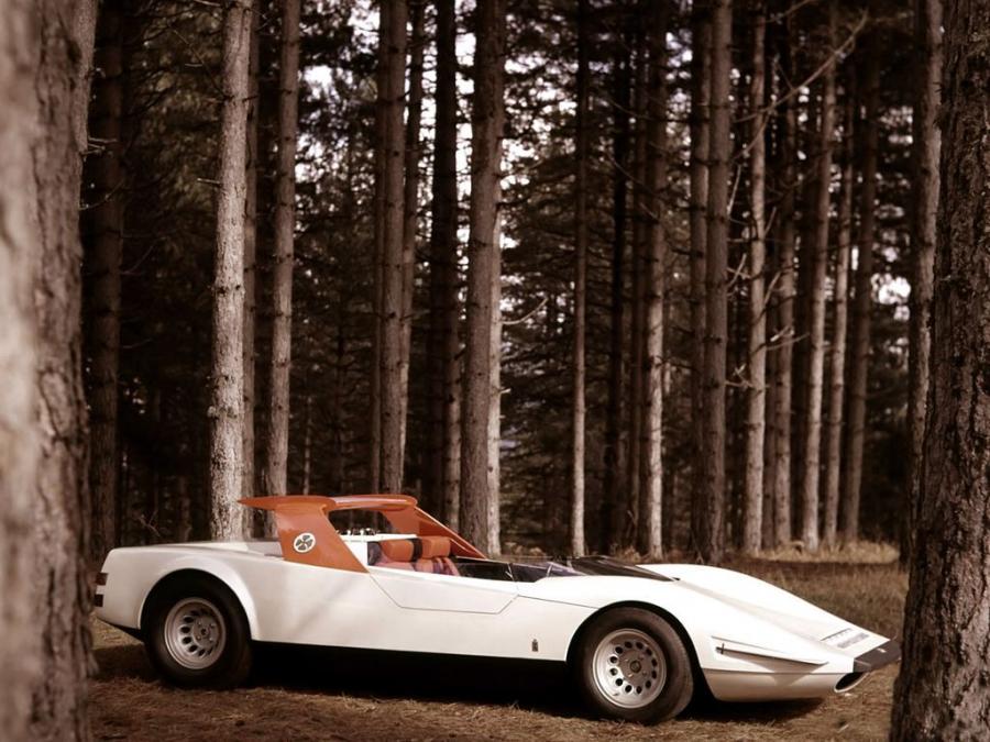  Alfa Romeo P33 Roadster (750.33.108) 1968 года  (фото 7 из 8)